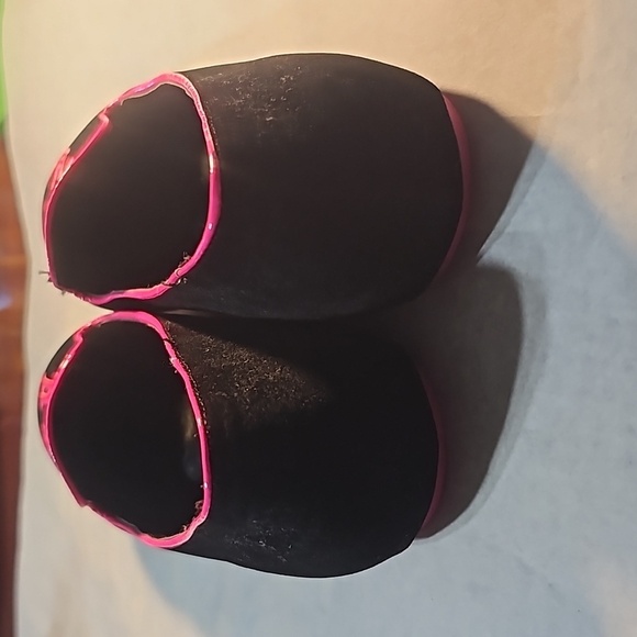 Misbehave Slipon Embroidered Flats - Picture 5 of 8